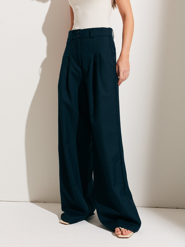 WARA NAVY BLUE PLEATED PANTS