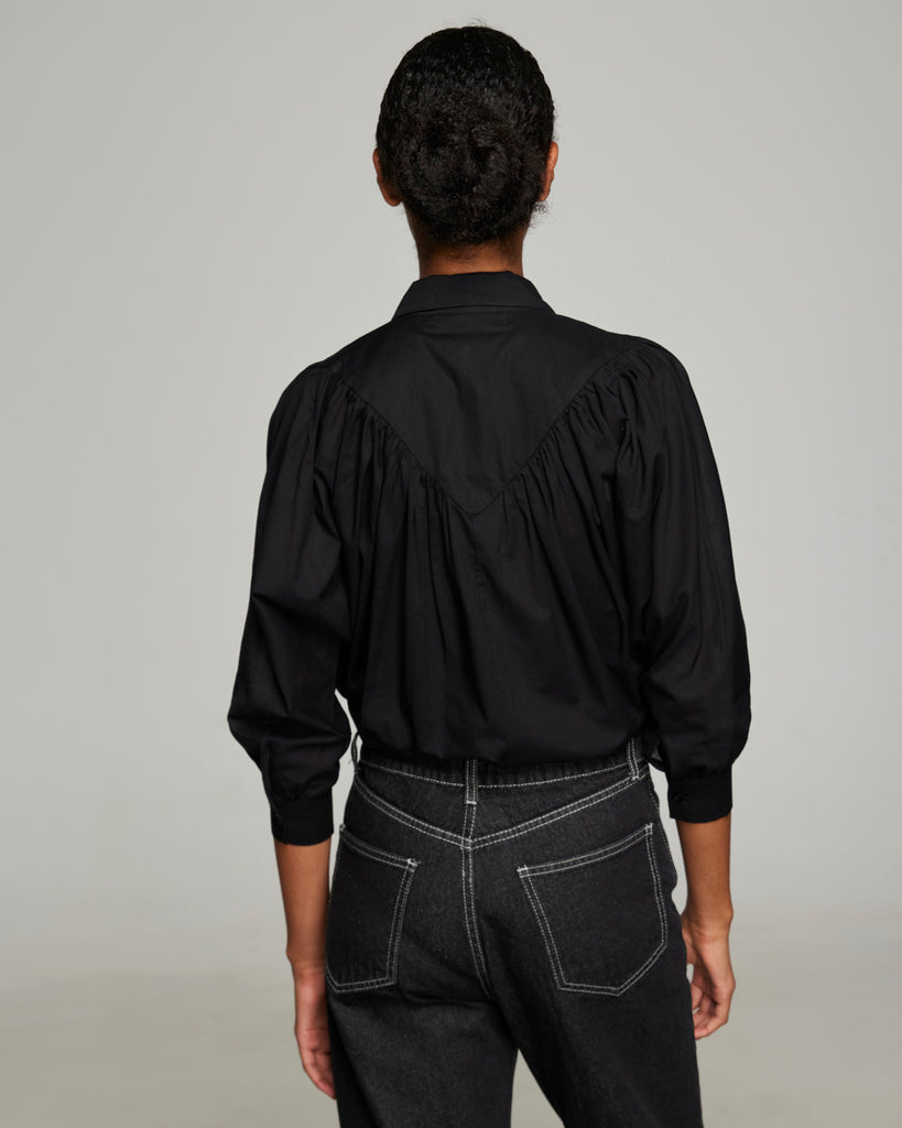 BLUSA DRAPEADA NANZU NEGRA