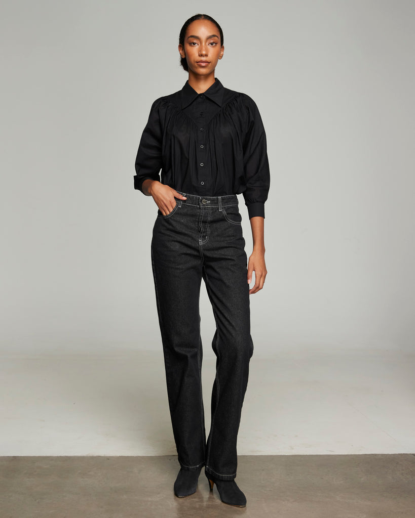 BLUSA DRAPEADA NANZU NEGRA